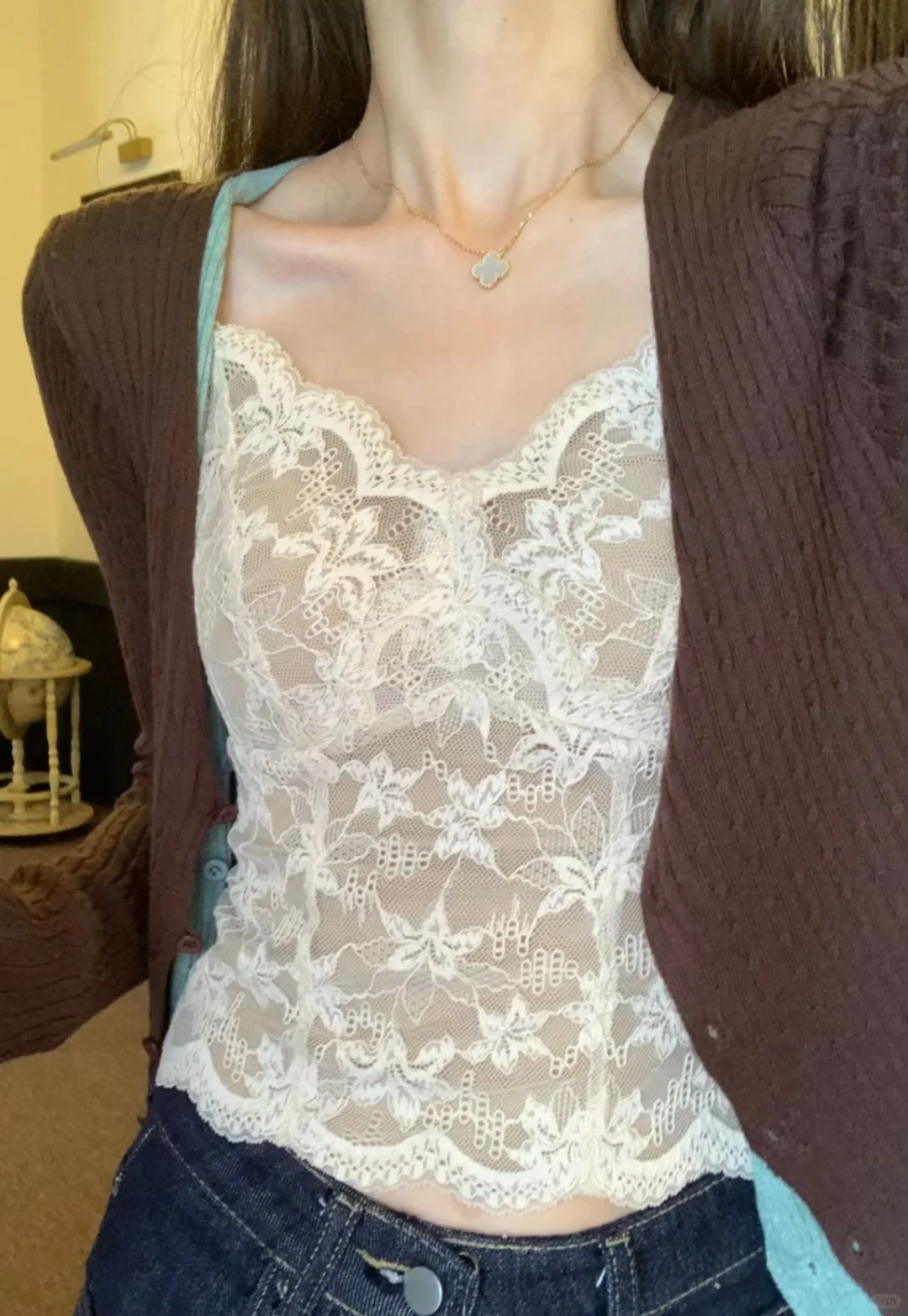 我宣布这件鱼骨吊带就是秋冬内搭的神。。。