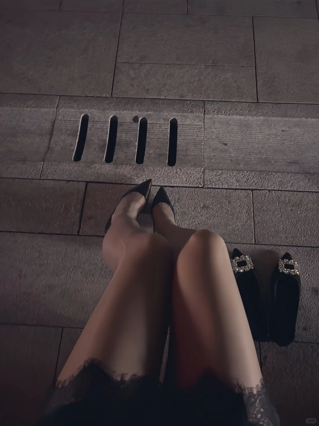 丝袜弄湿了才有的反光吗