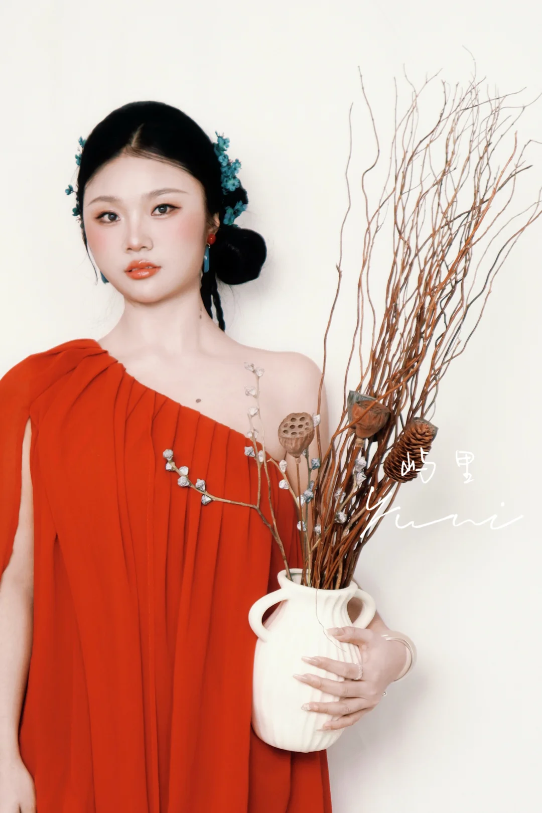 今日客片｜红蓝撞色中式写真🔴🔵