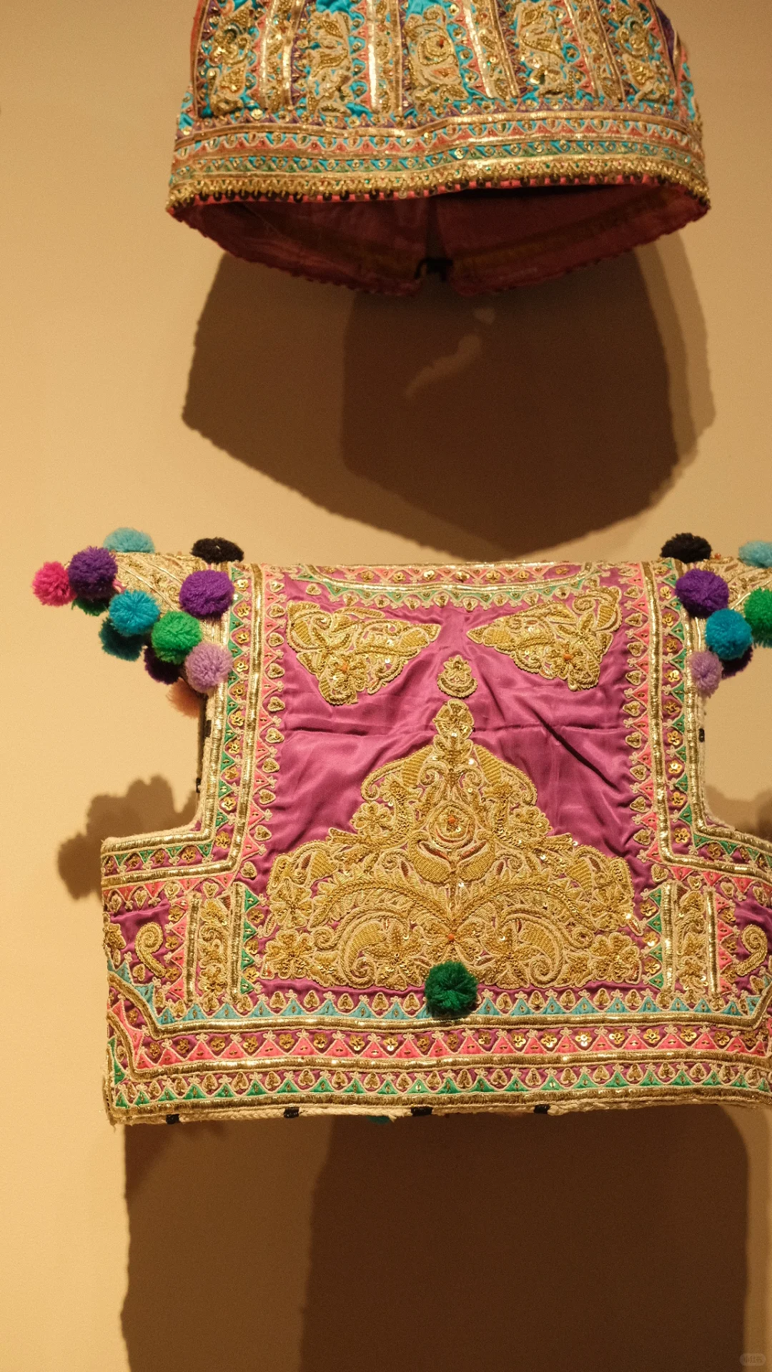 来这里的人都是理直气壮的拜金女！