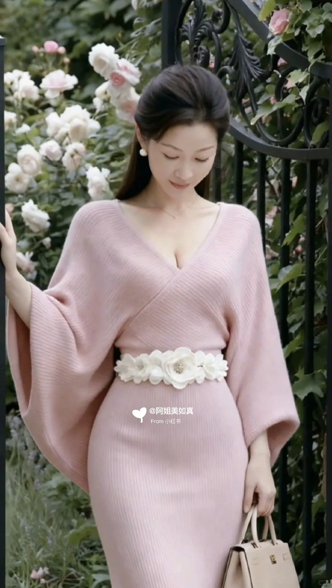 我的秘密花园，粉色连衣裙（2）