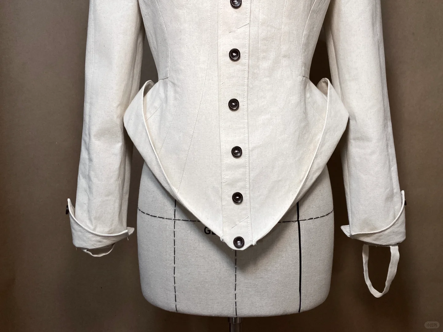 “美少女战士”西装外套