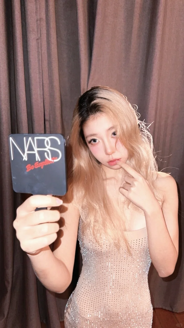 权威的女人👩我们通常称为？