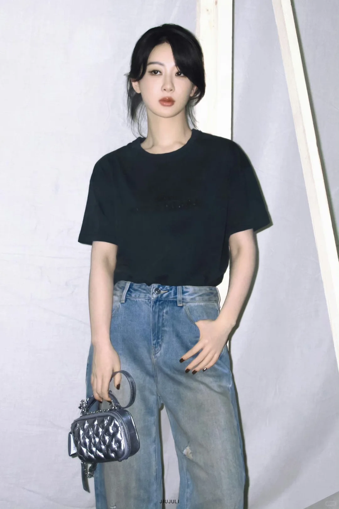 杨紫连头发丝都散发着光芒