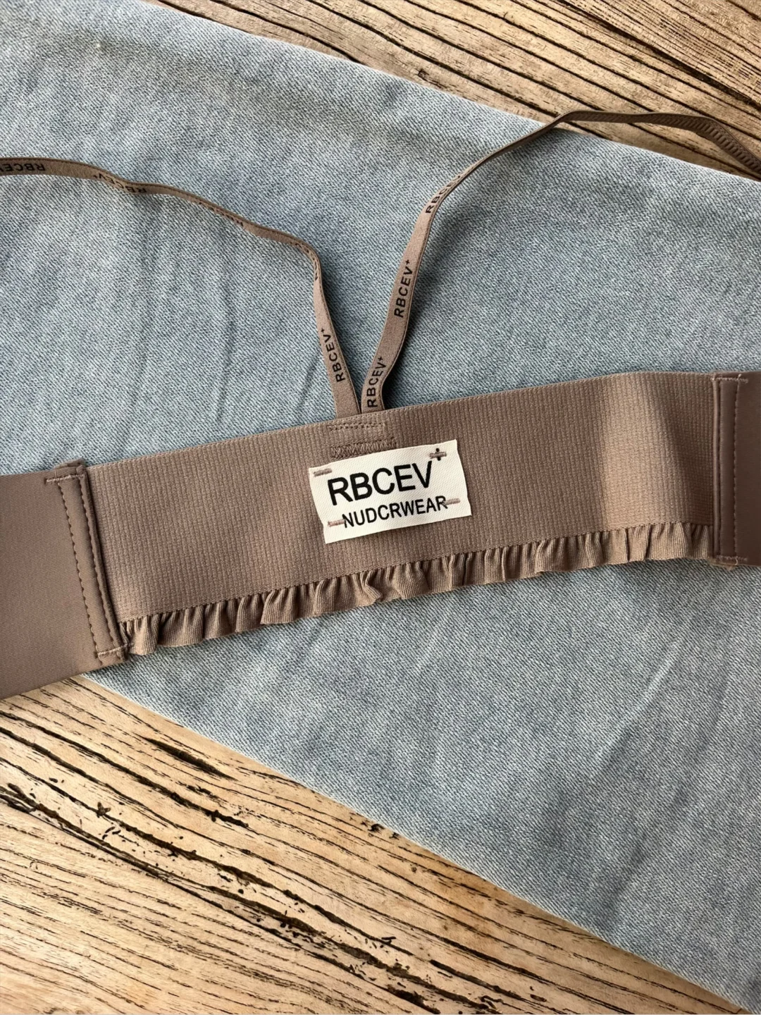 破防😭这才是爽文女主该有的身材啊