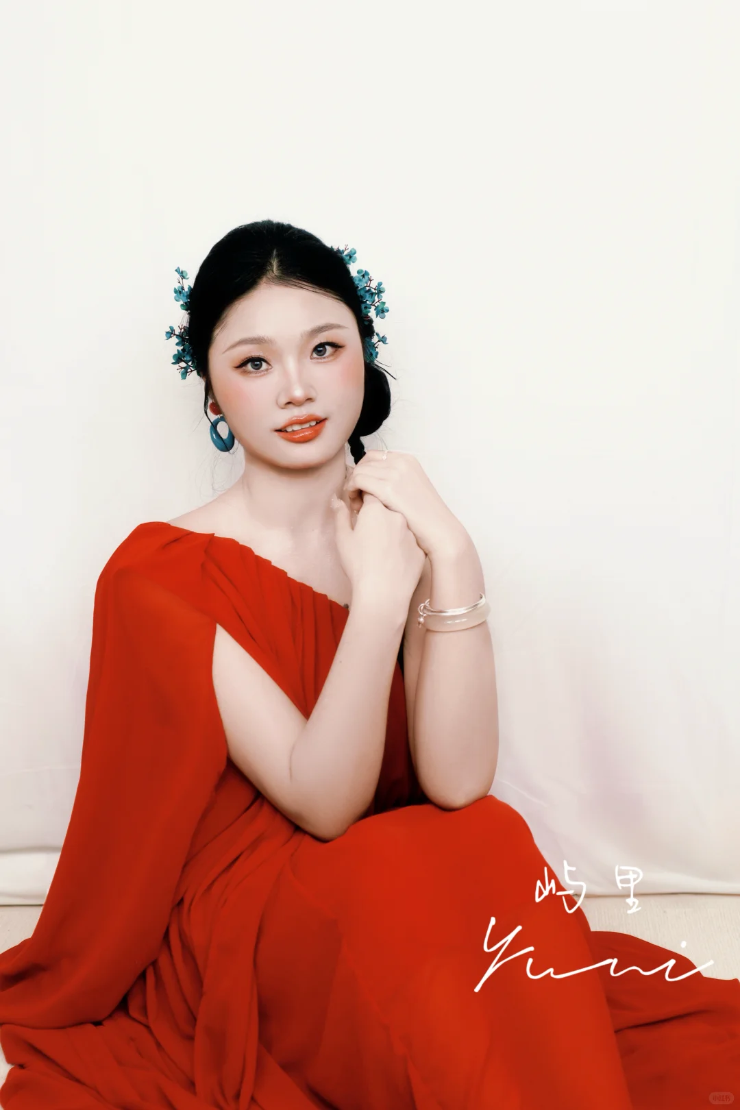 今日客片｜红蓝撞色中式写真🔴🔵