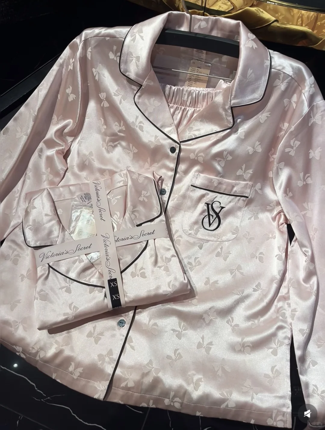 维秘月光绸三选一纠结中