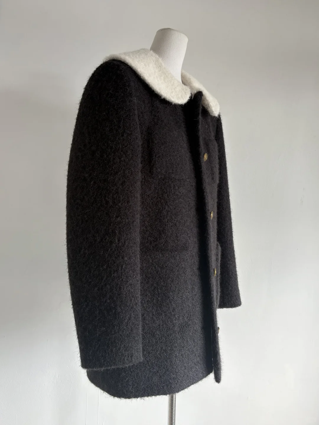 捡漏！门店在售，复古撞色翻领时尚外套女新款