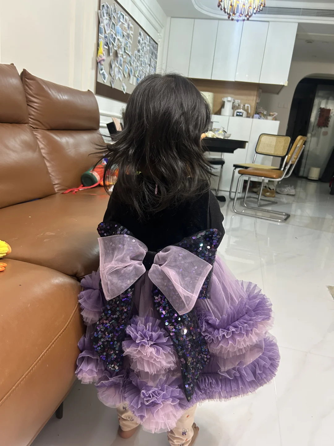 2岁女鹅的新年小裙子