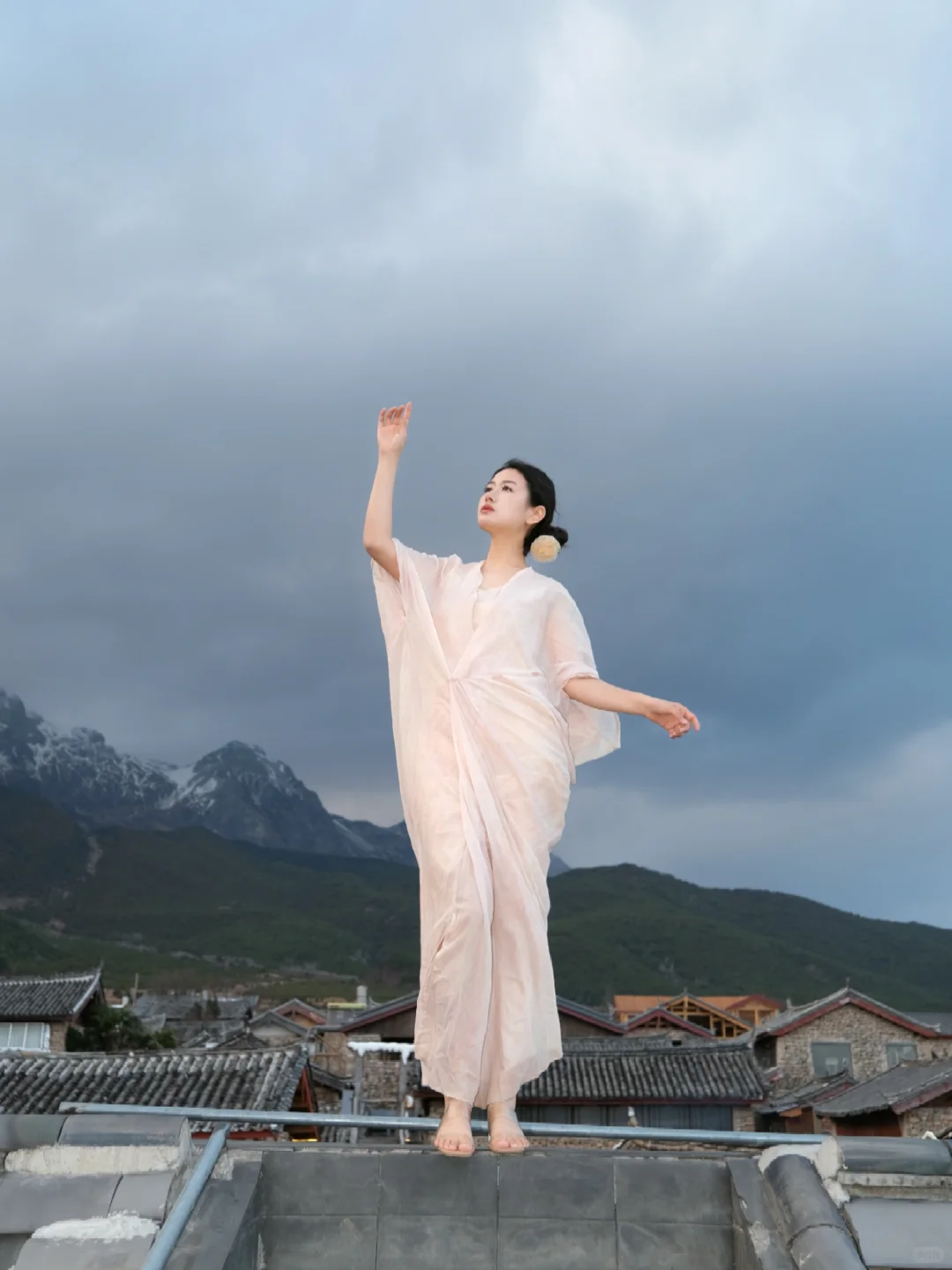 被朋友说是“仿佛神女下凡”(˵¯͒〰¯͒˵)