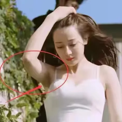 自然之美，30年前的女星“腋毛自由”