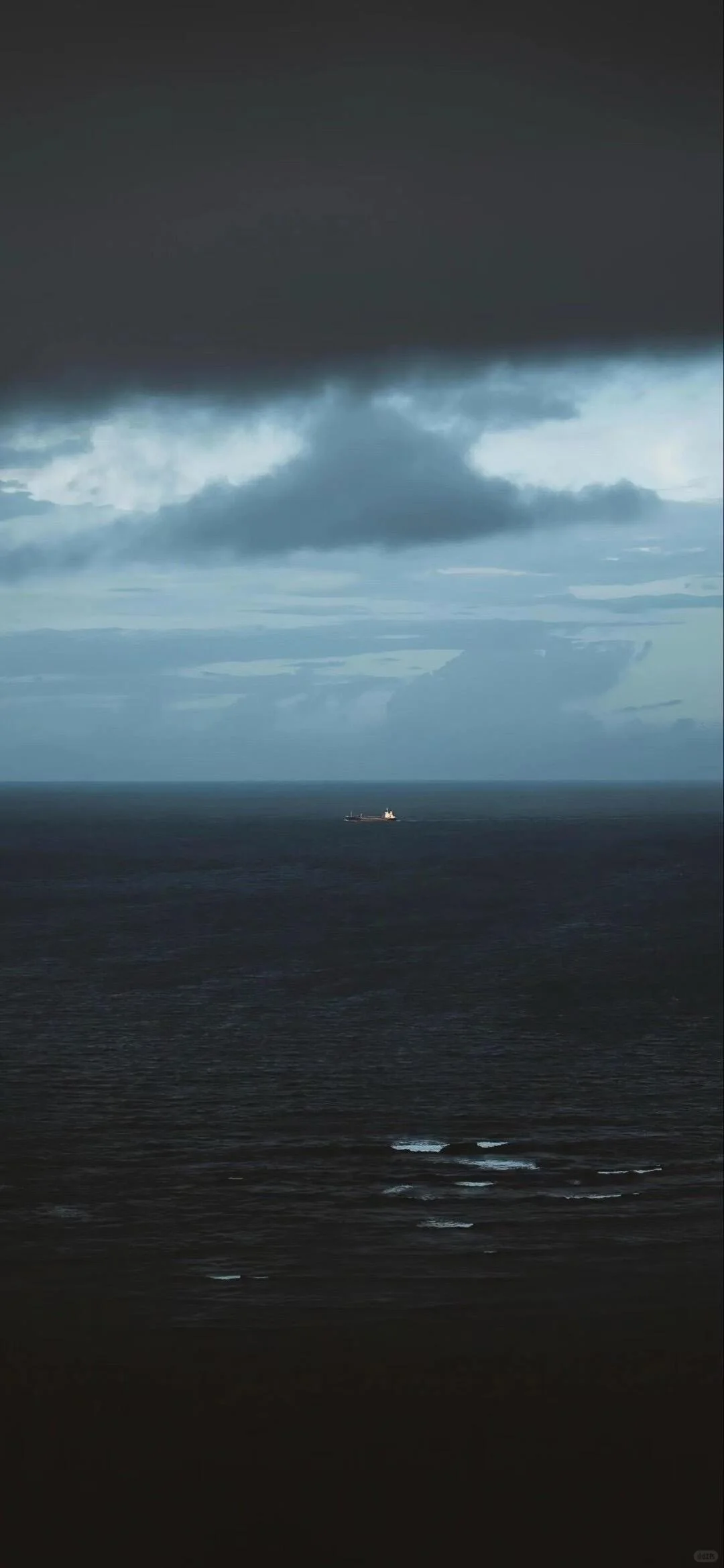 蓝色丨今日壁纸分享～