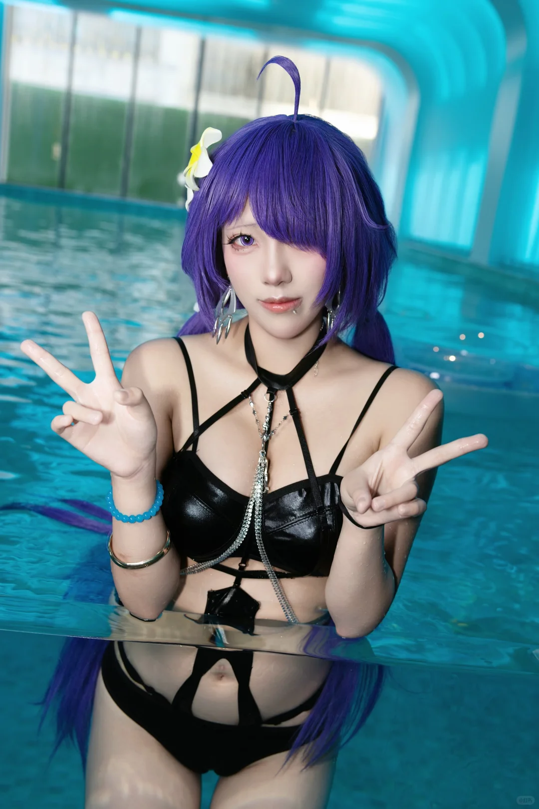 是莫加多尔泳装～