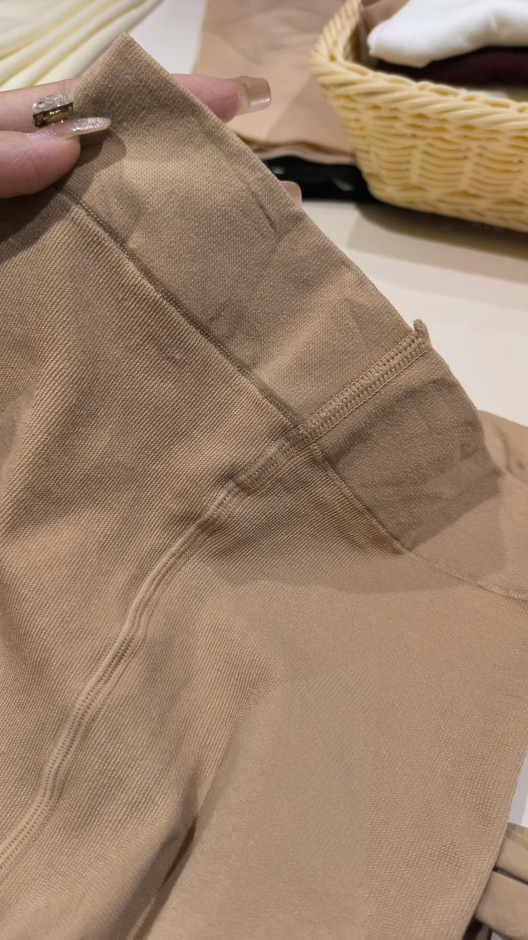 🎀显瘦必备！50D丝袜穿搭攻略✨