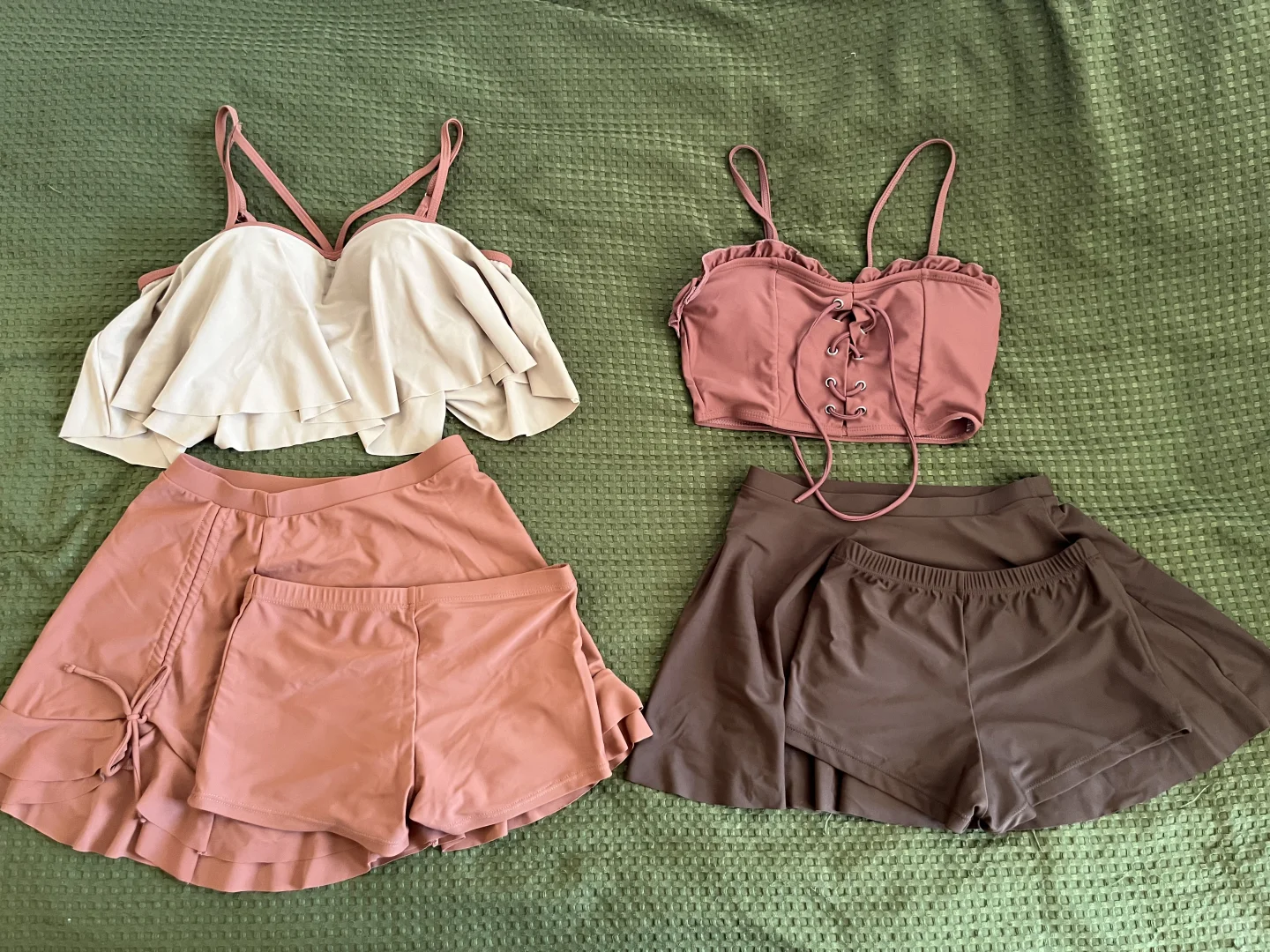 慕尼黑便宜出夏季裙子,泳衣