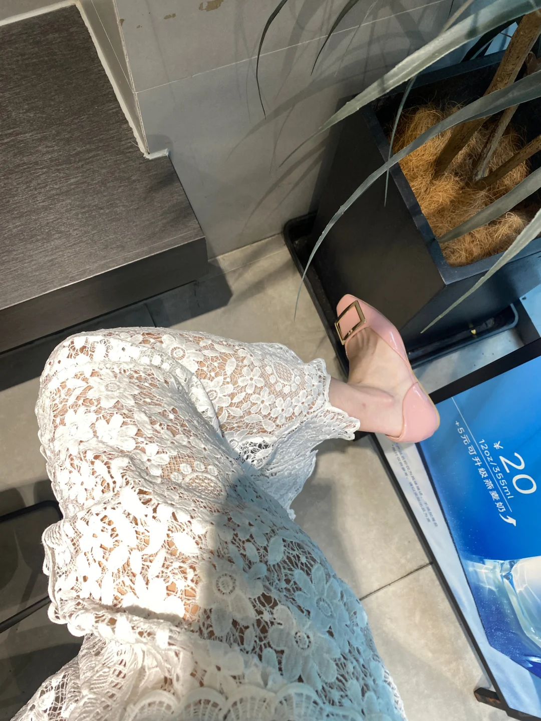 对呀我就是很喜欢香香软软的女孩子🥺