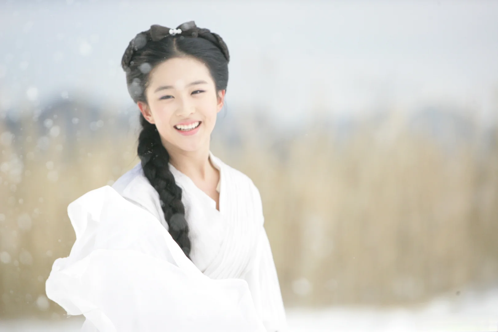 刘亦菲神雕侠侣小龙女雪中起舞剧照（原色）