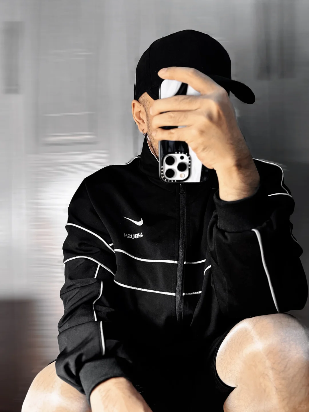 今天的丝袜会闪光