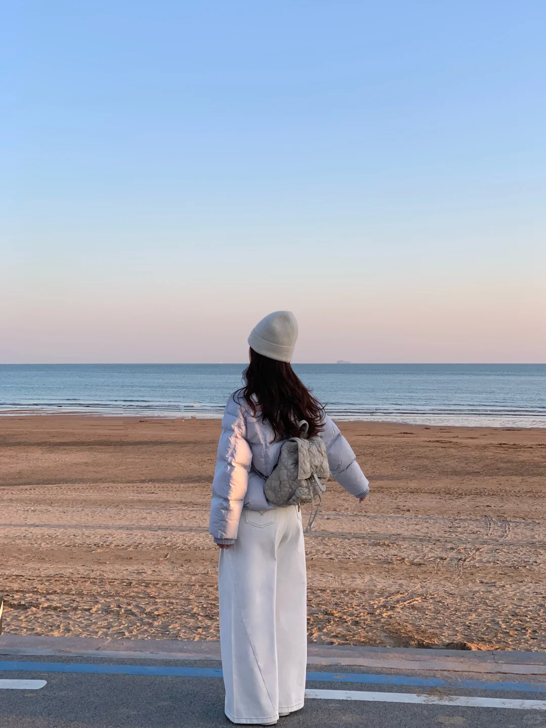 冬天的海边真的好适合松弛感穿搭、好舒服