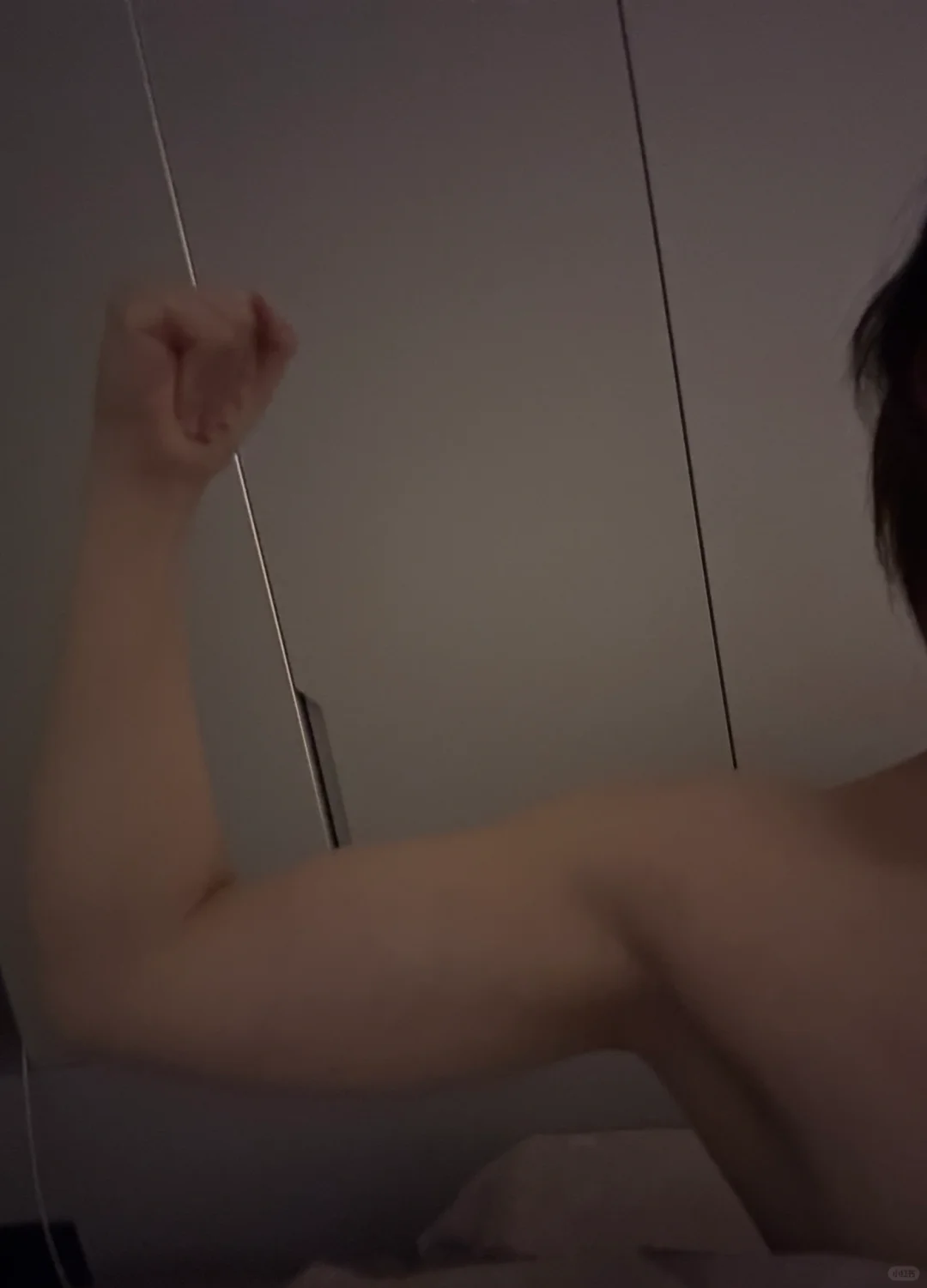 属于薄肌女孩的胳膊肘子！