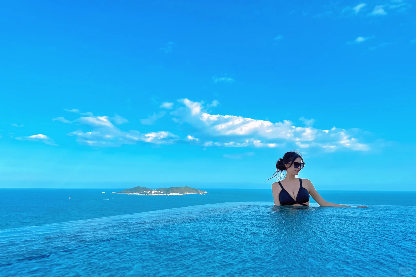 大家比基尼照会发朋友圈吗？