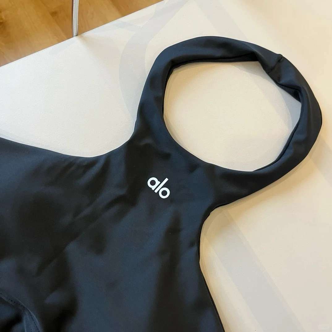 真的有被这件泳衣美哭❗️