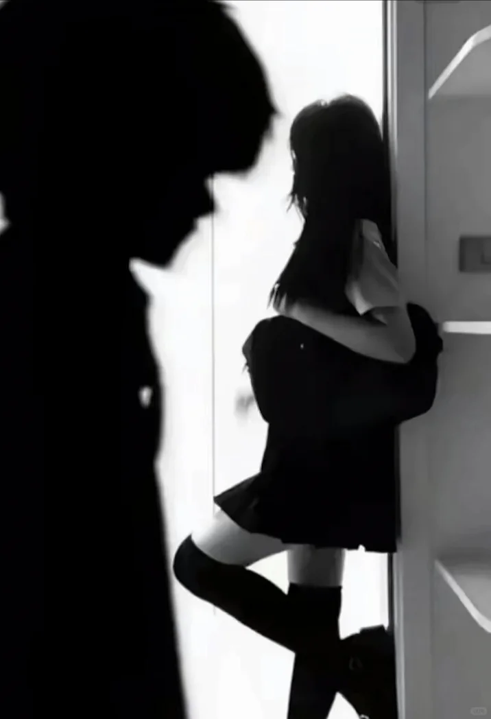 一眼钟情的背景图