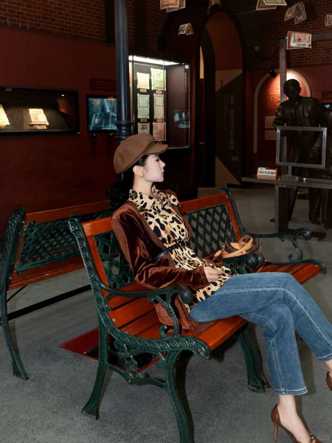 今天是浓浓复古港味儿的