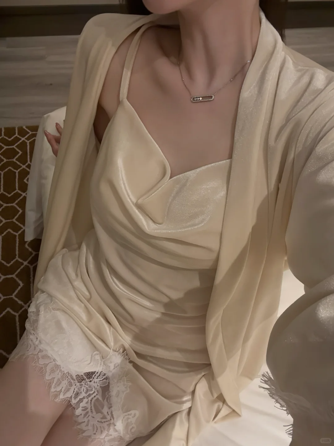 终于找到温柔又不失性感的秋冬睡裙啦‼️