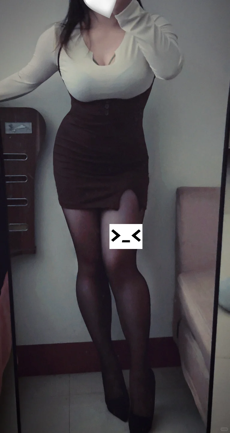 她大我三岁 有着大姐姐的干脆～