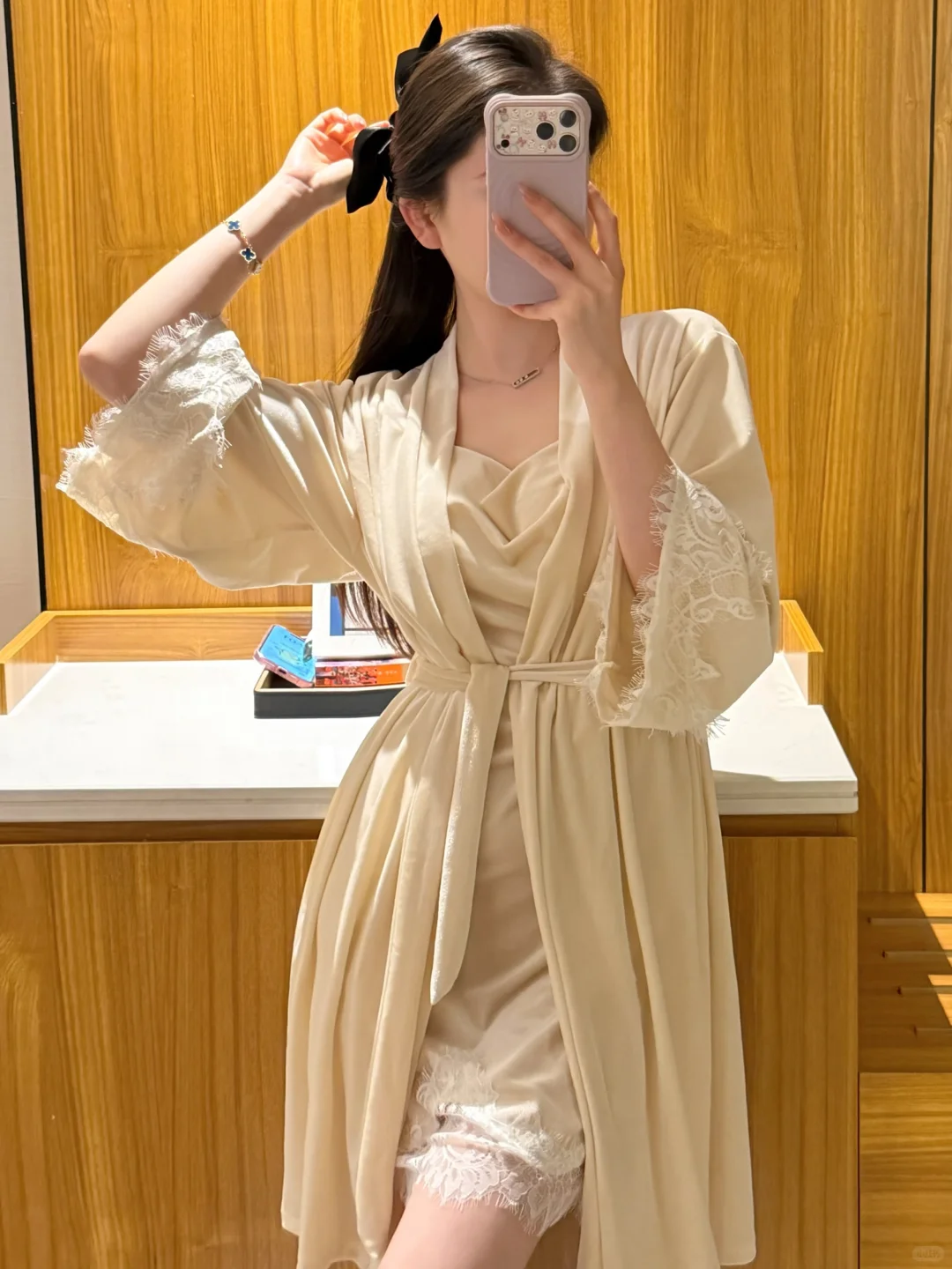 终于找到温柔又不失性感的秋冬睡裙啦‼️