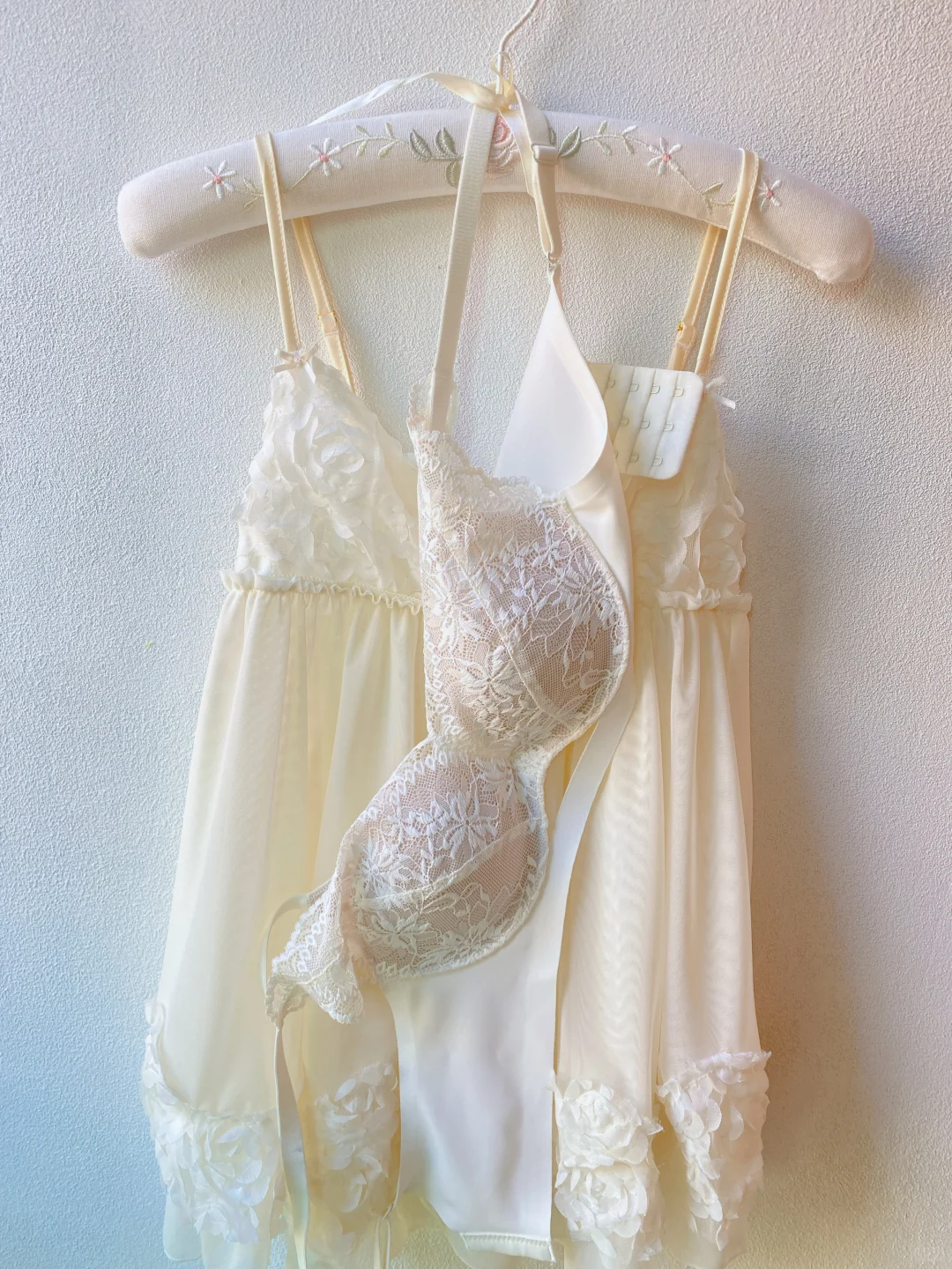 妥妥纯欲战神，又入了超漂亮的蕾丝内衣