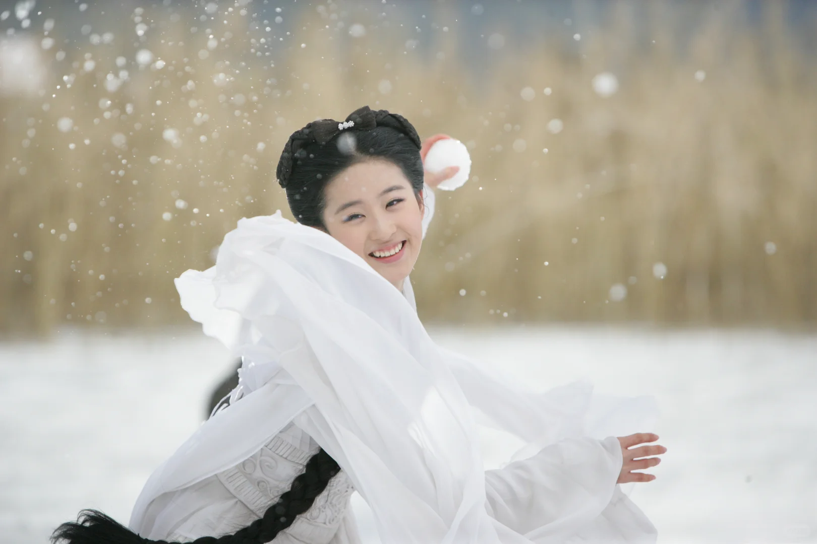 刘亦菲神雕侠侣小龙女雪中起舞剧照（原色）