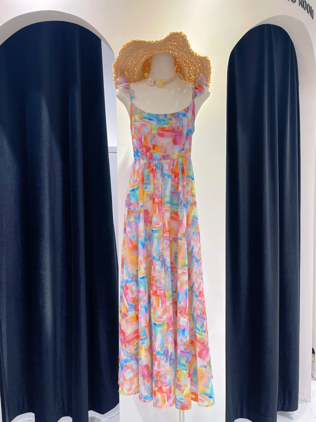 双节冲❗三亚湾挖到宝藏泳装批发仓库❗❗❗