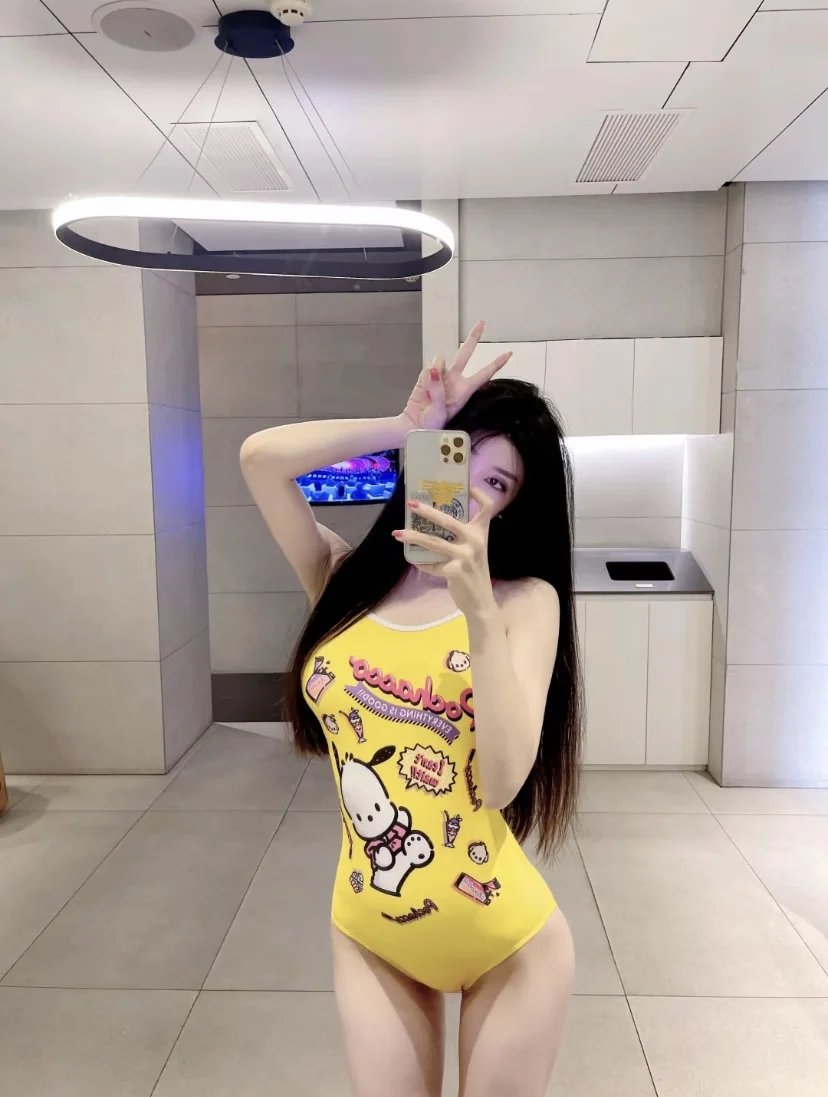 啊啊啊这个泳衣太可爱了