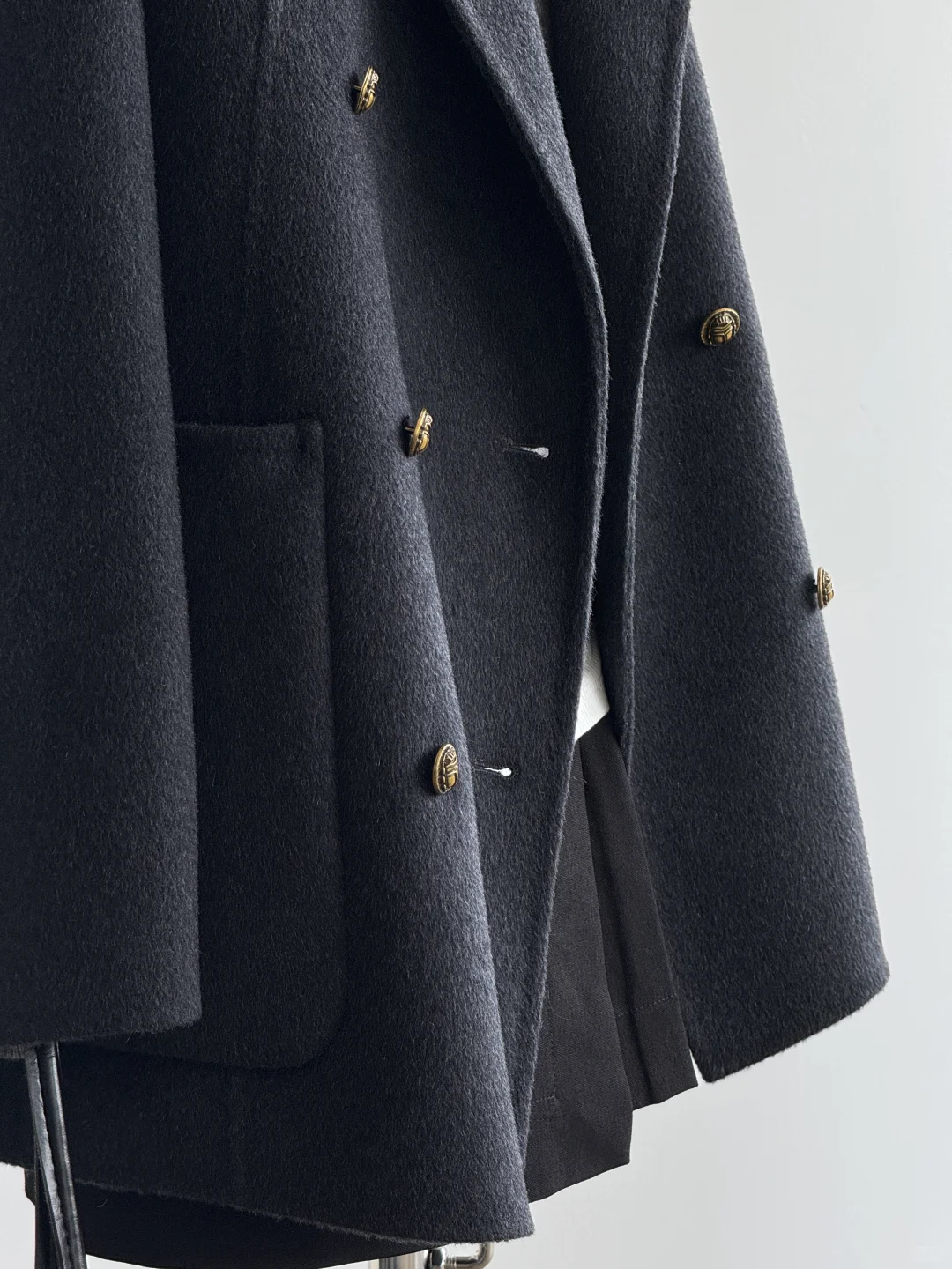 灰色羊毛呢西装这样穿真的好韩！