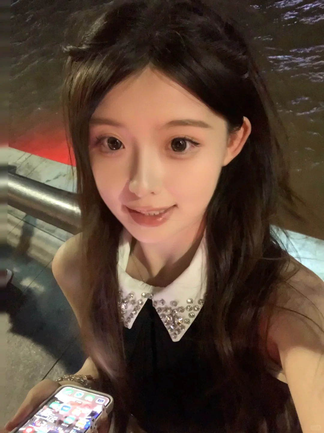 俏皮大小姐的流畅下巴 我爱了～