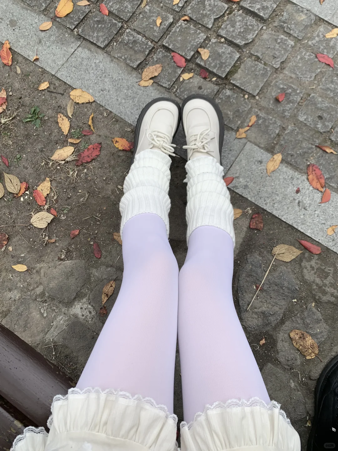 把秋天穿在脚上🍂