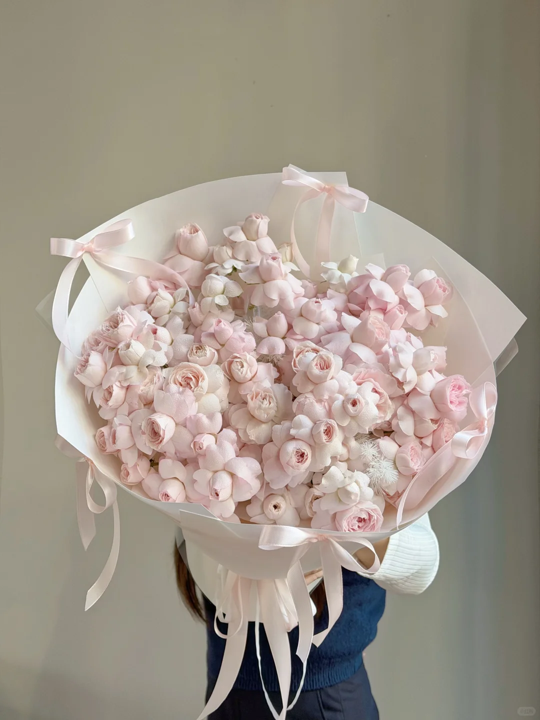 仙子之吻花束确实有一种娇嫩的千金感🤍