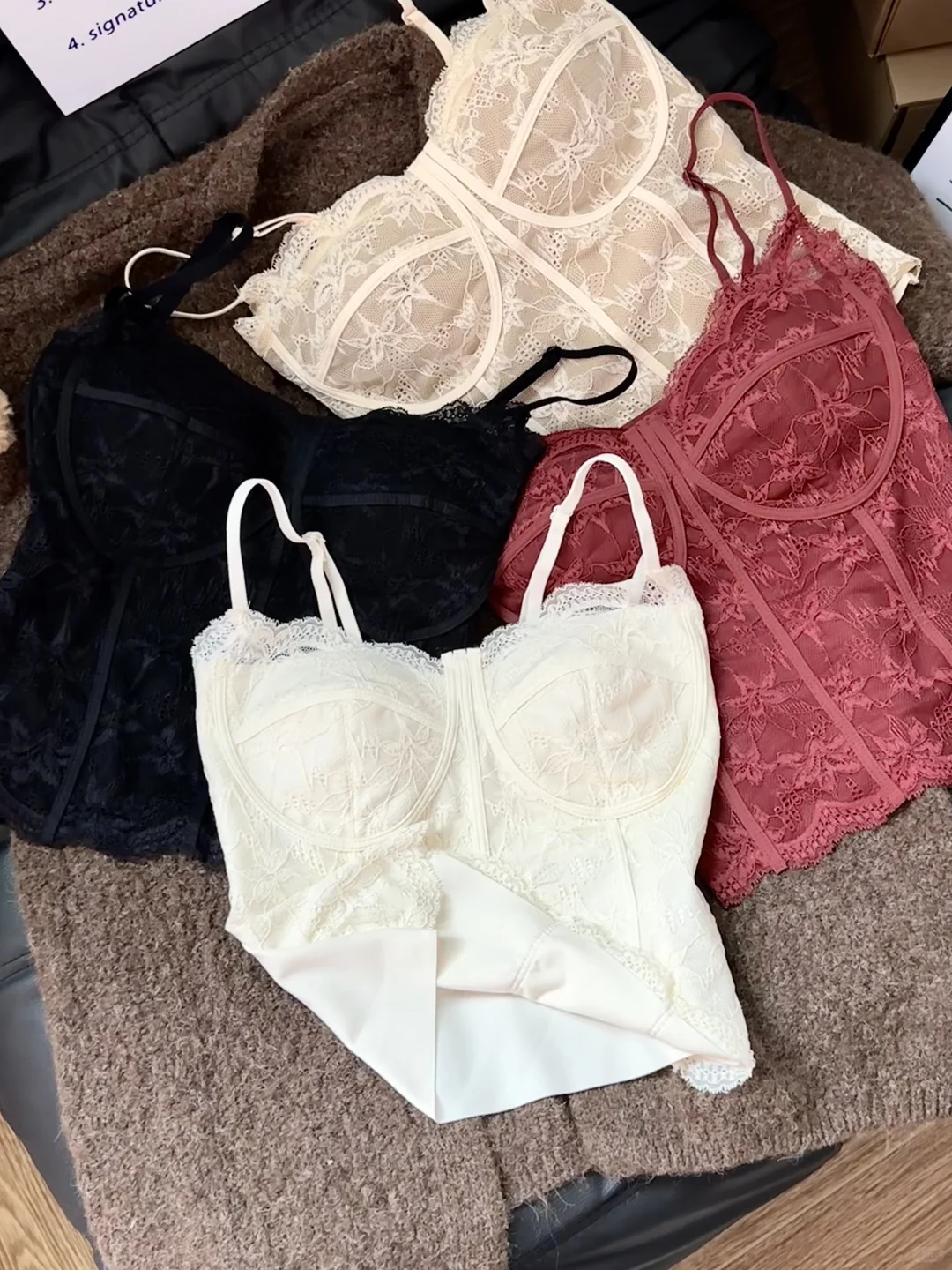 还是太权威了…我的法式鱼骨蕾丝内搭‼️