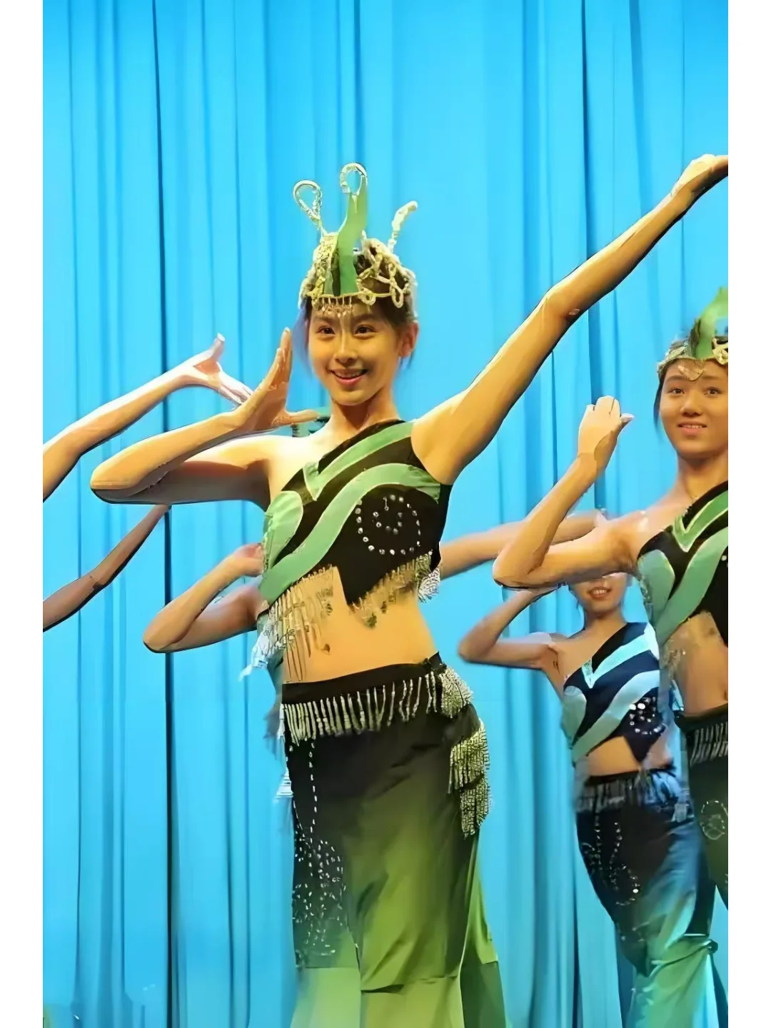 自然之美，30年前的女星“腋毛自由”