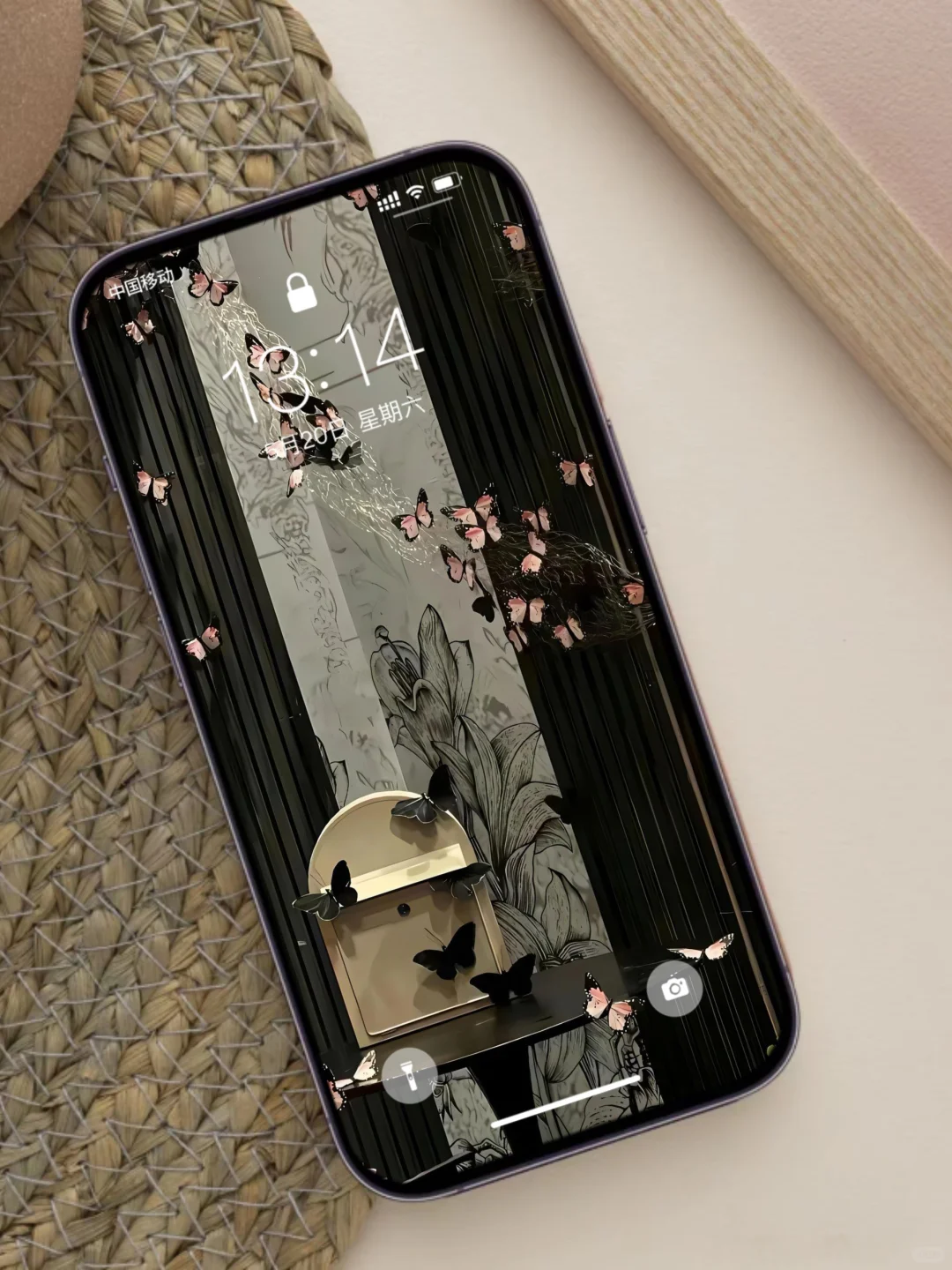 这一款壁纸真的好高级！😍