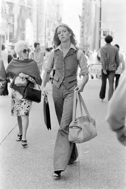 翻遍全球档案馆❗️70S微喇牛仔的半世纪时髦