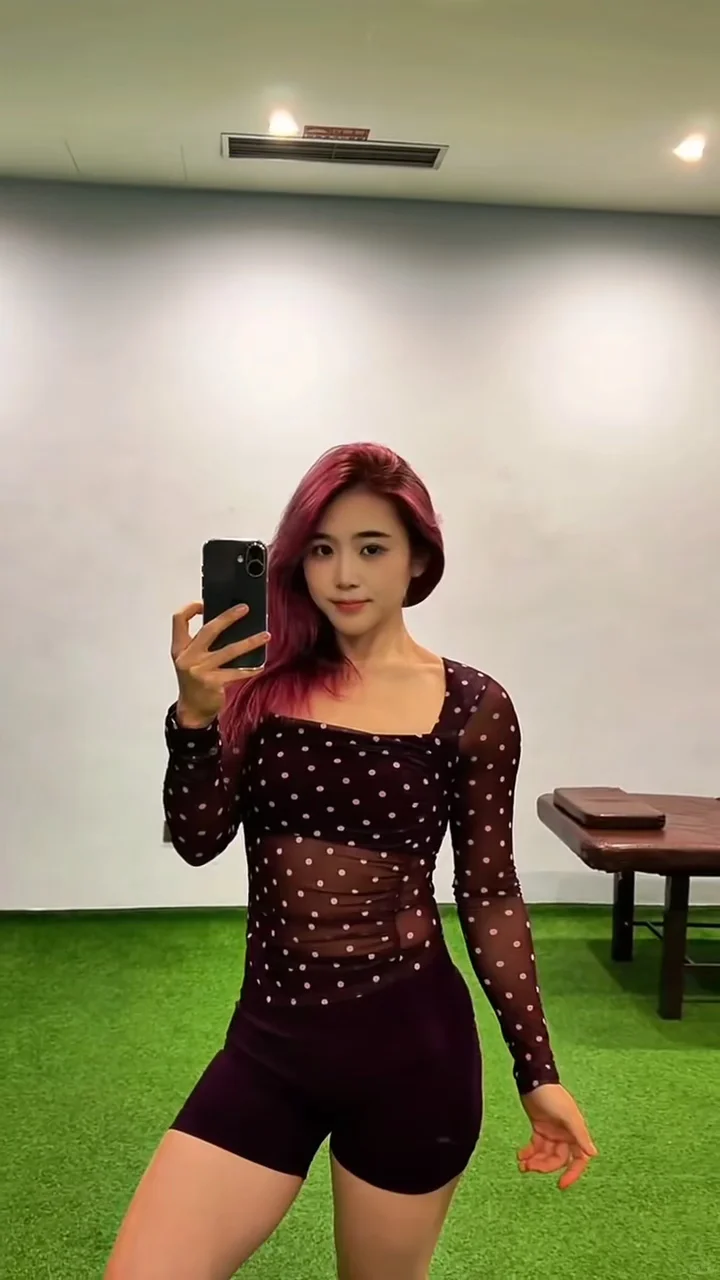 女孩子们都去撸铁！立刻，马上！