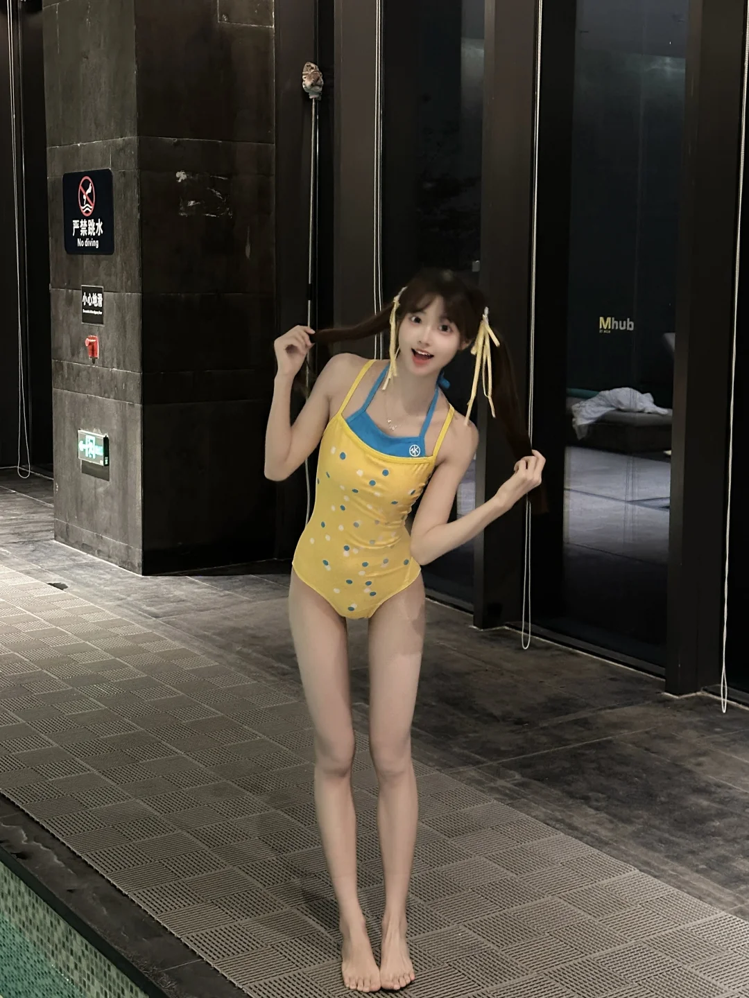 甜妹日常｜一穿上泳衣就变嫩啦！！💕