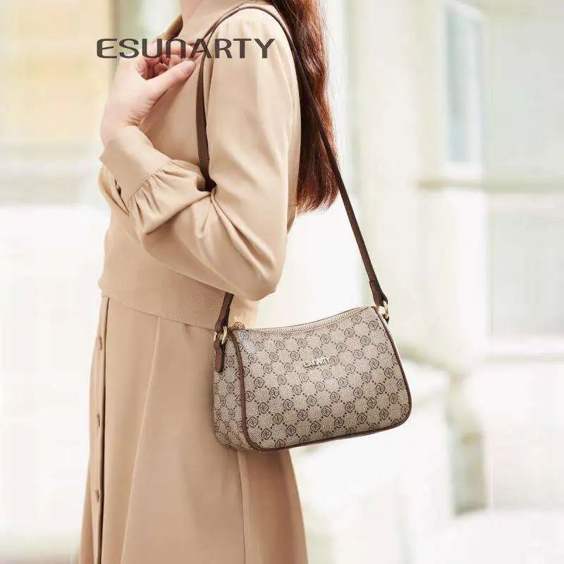 2025新款复古老花斜挎包，中年妈妈的时尚新宠💖