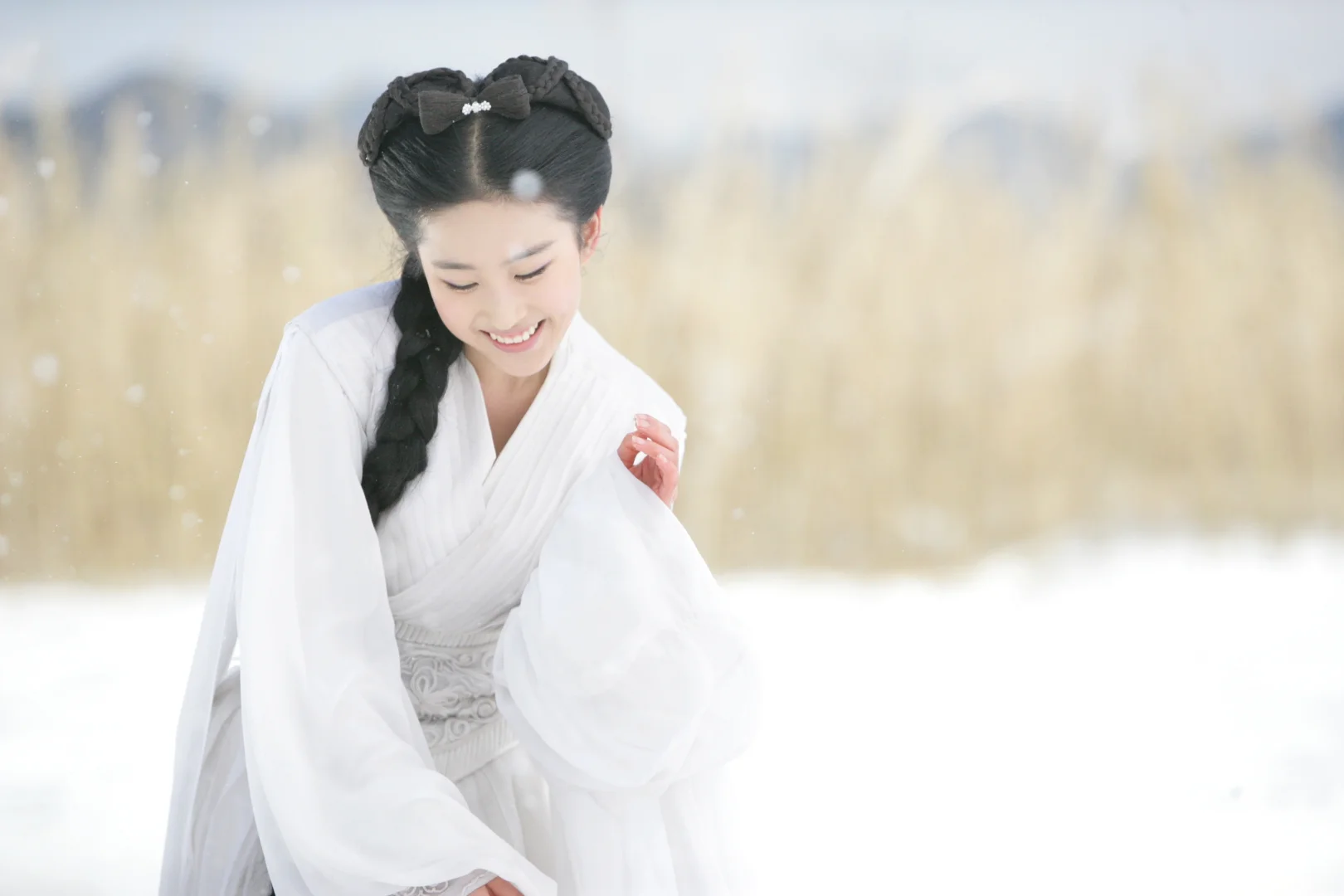 刘亦菲神雕侠侣小龙女雪中起舞剧照（原色）