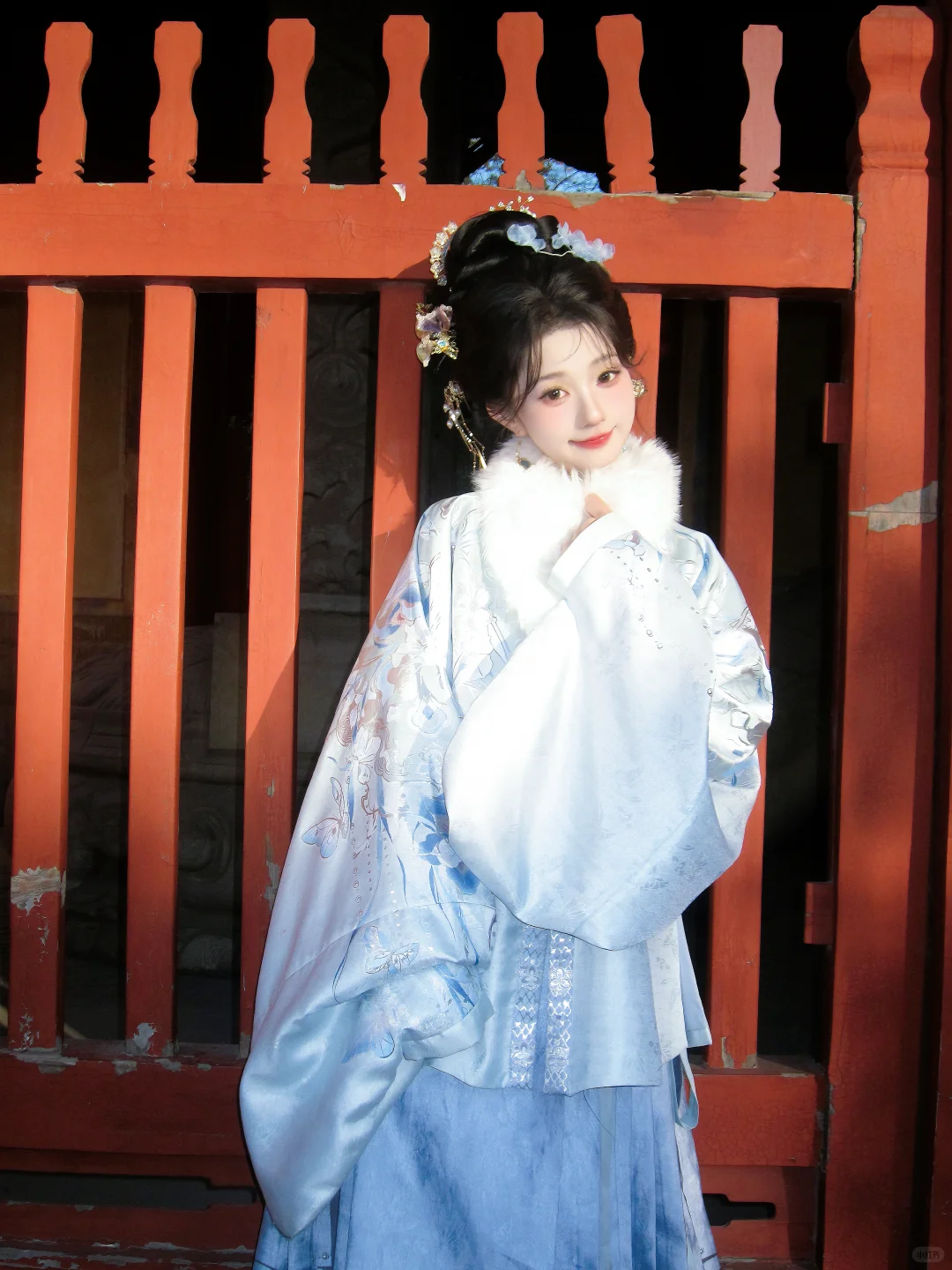 一发就被问爆！淡蓝色汉服意外的出片