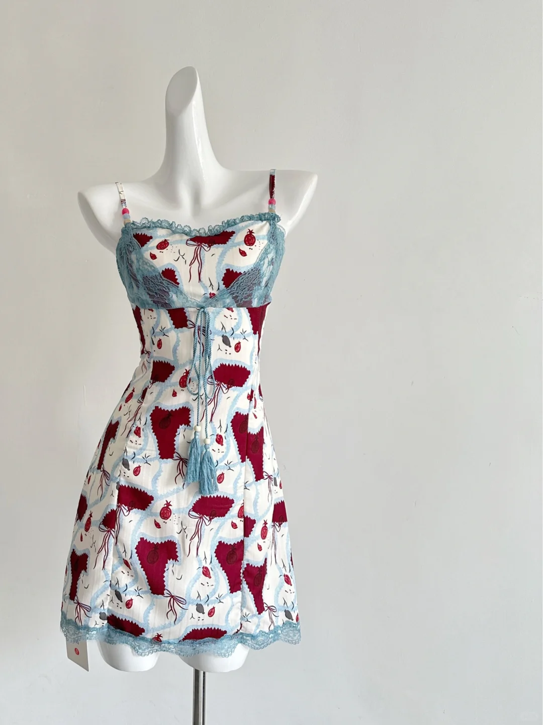 我宣布这件裙子是今年坠爱的裙子！！