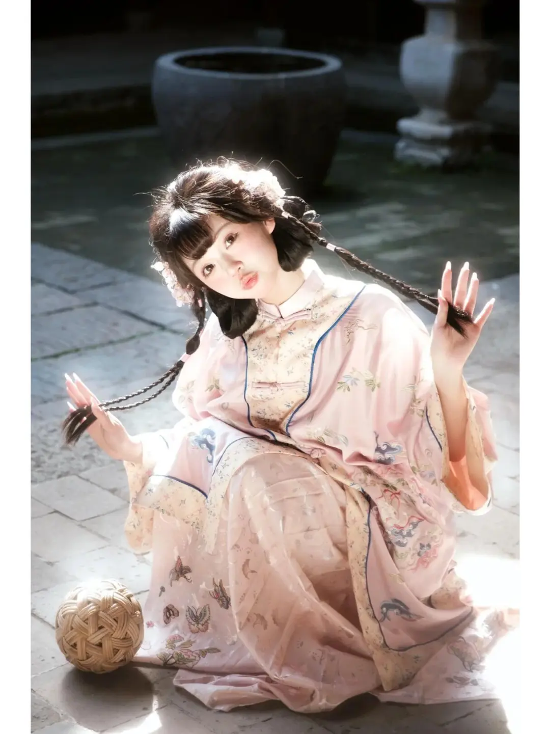 在景德镇拍到这款元气可爱版清汉女啦❣❣